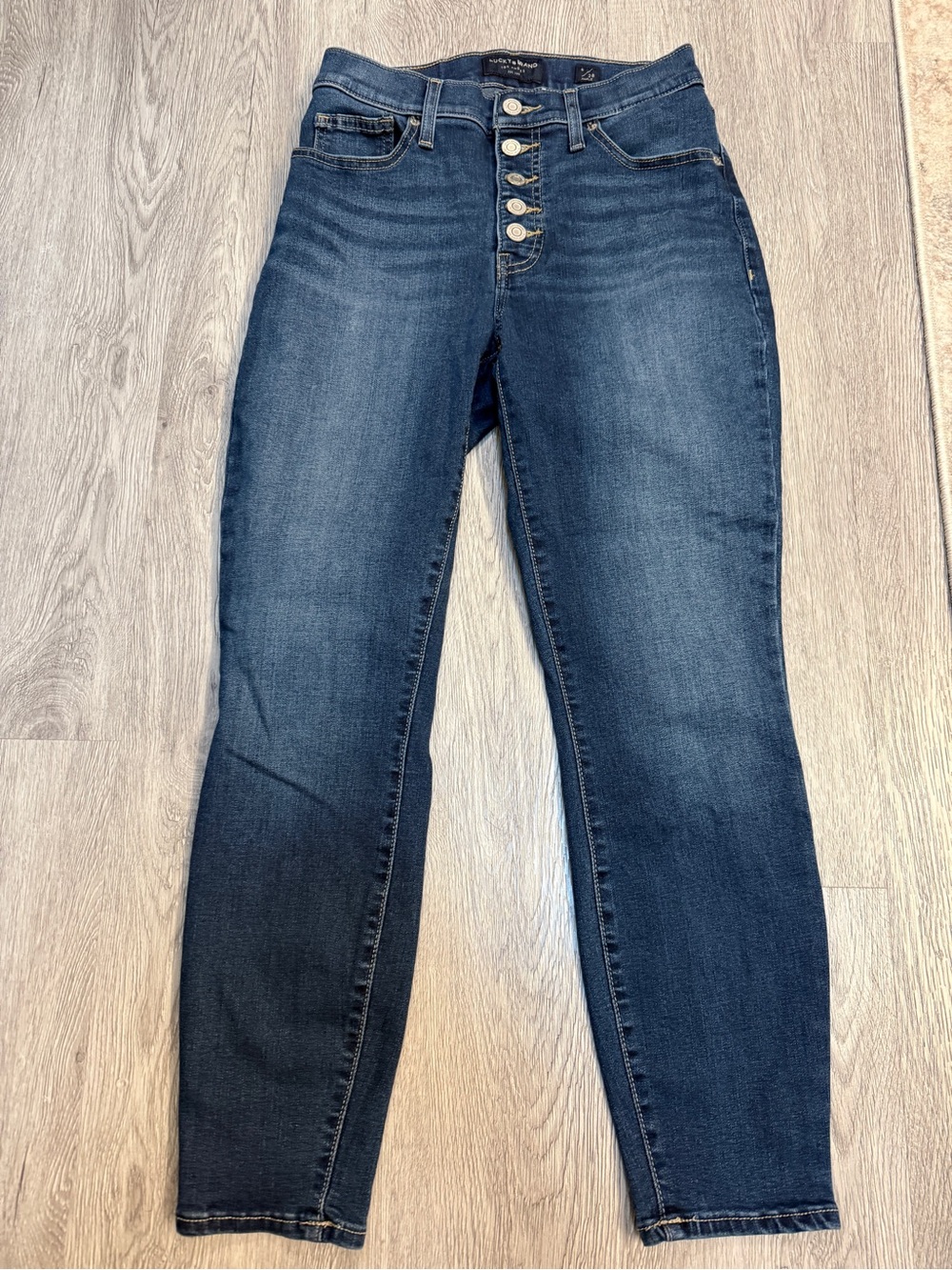 Lucky Brand Jeans Women's 6/28 A Bridgette Skinny High Rise Button Fly Med Wash